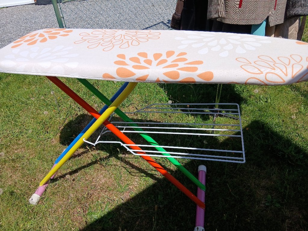 Strijkijzers, Ophalen, Zo goed als nieuw