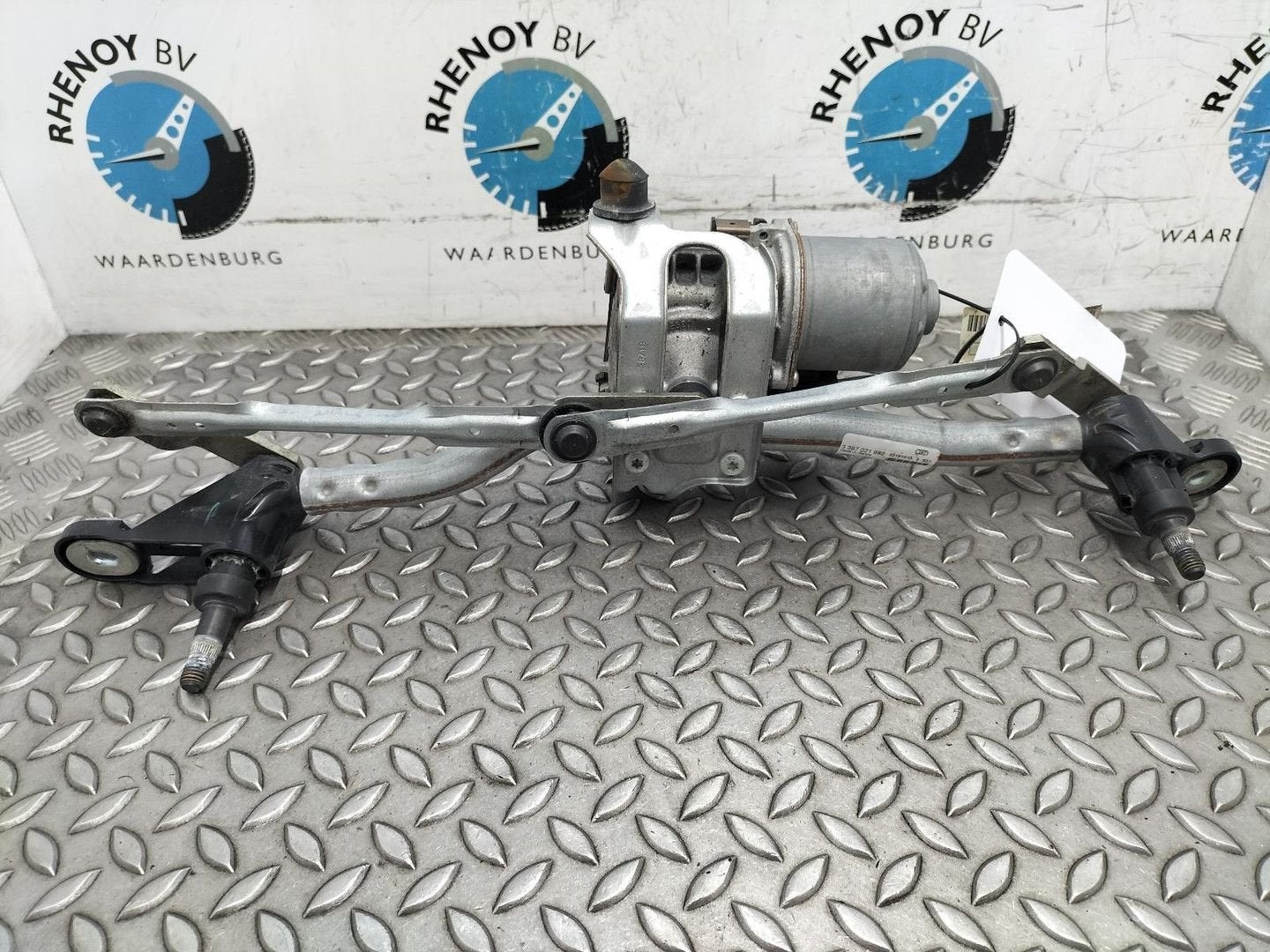 FORD ECOSPORT JK8 1.0 EcoBoost Titanium RUITENWISSERMOTOR VO, Ophalen of Verzenden, Gebruikt, ARN erkend