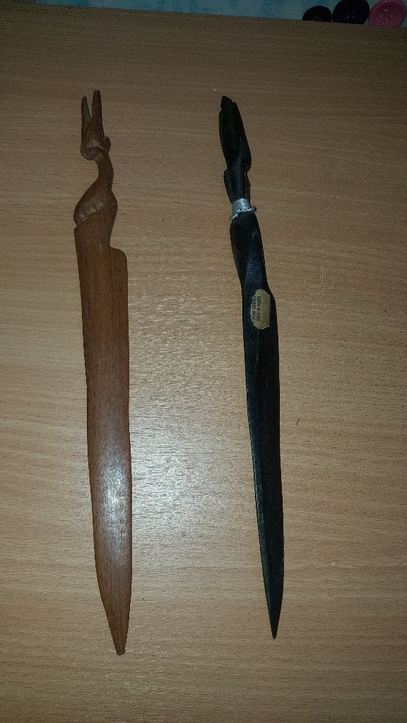 Set van twee houten messen uit Kenia, Ophalen of Verzenden, Hout