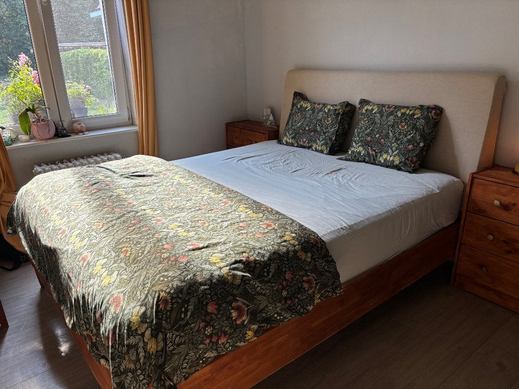 Bed 160x200, Ophalen, Gebruikt, Bruin, Tweepersoons