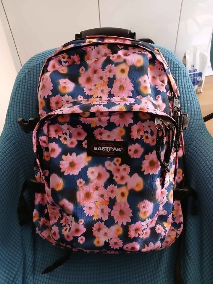 Mallette eastpak soft navy et plumier, Enlèvement, Comme neuf, Eastpak
