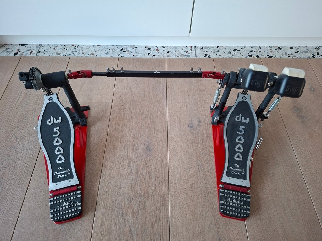 Pédale double DW 5002A (accélérateur), Musique & Instruments, Batteries & Percussions, Enlèvement ou Envoi, Utilisé, Autres marques