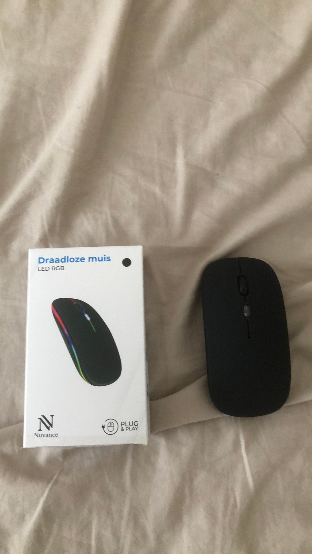 Draadloze muis met licht en een usb stick voor in computer, Computers en Software, Muis, Gaming muis, Nieuw, Ophalen of Verzenden