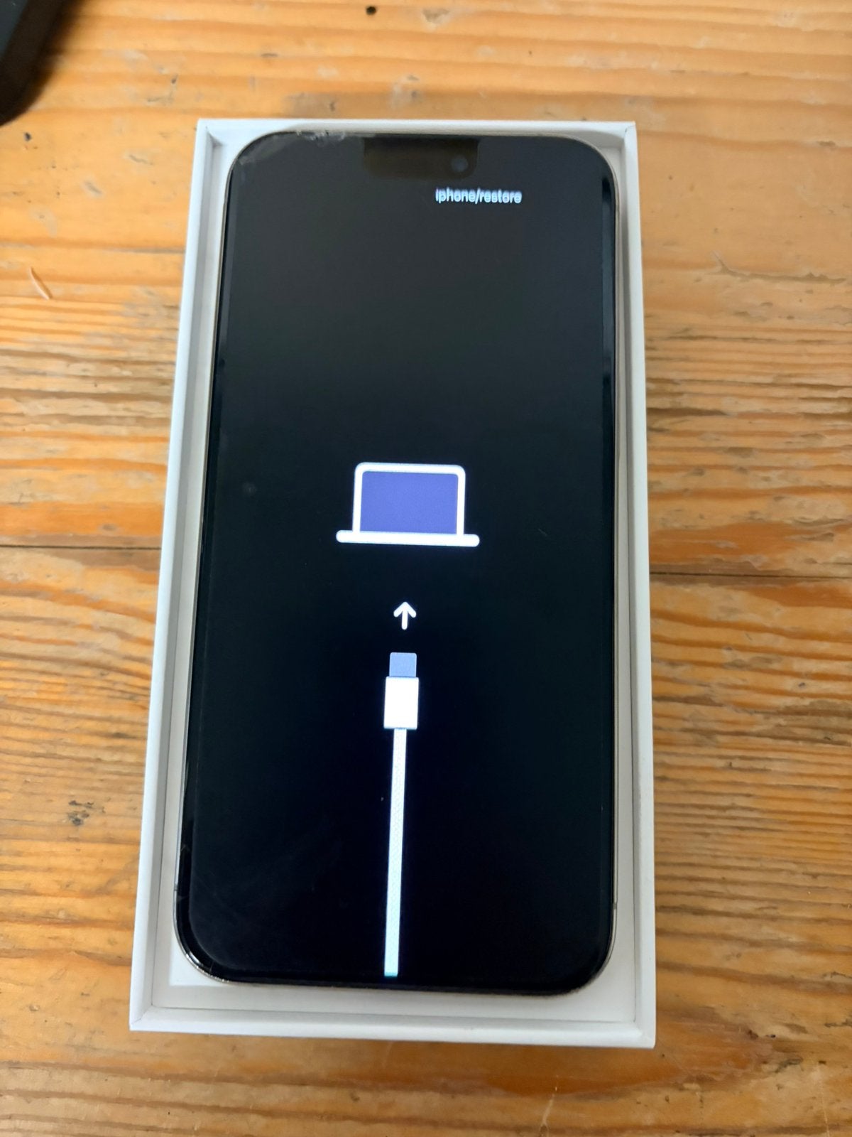 Iphone 15 pro max 256gb schade, Telecommunicatie, Mobiele telefoons | Apple iPhone, Ophalen, Zo goed als nieuw, IPhone 15