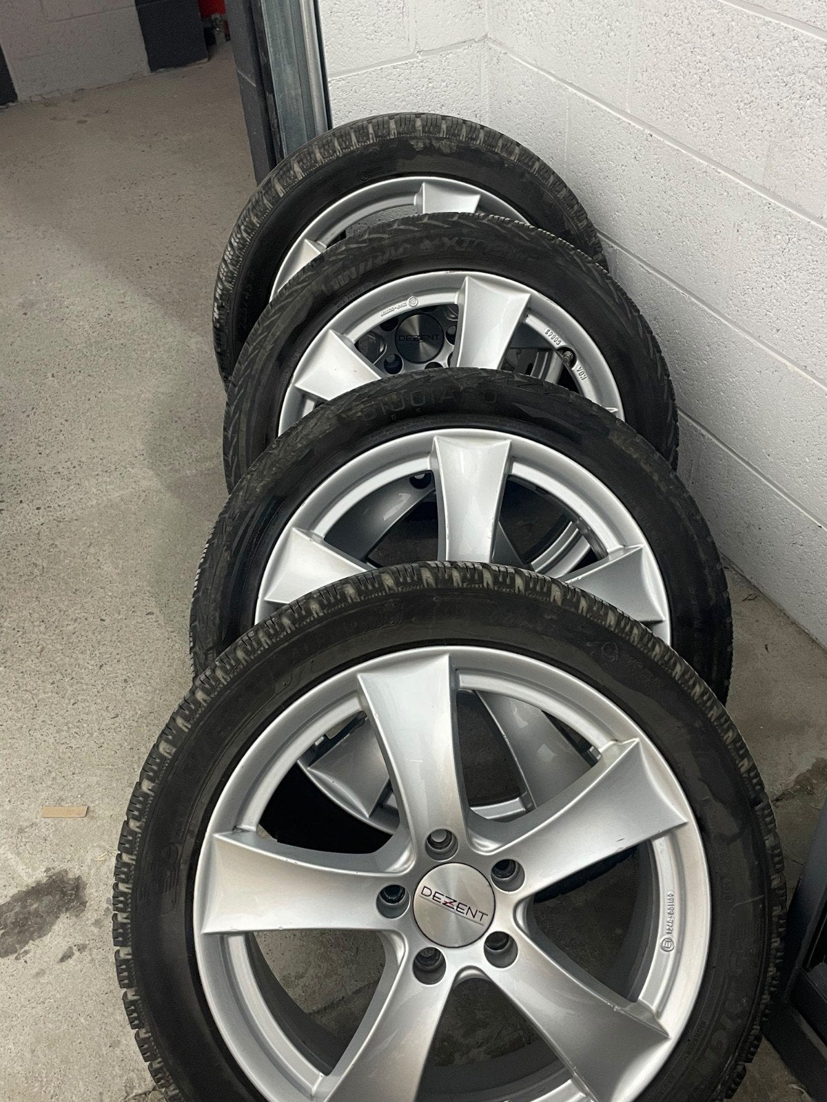 Kit Hiver 225/45 R17 , Jantes Alu Dezent TX9  6.5x16 5x112, Pneus hiver, Véhicule de tourisme, Enlèvement, Utilisé