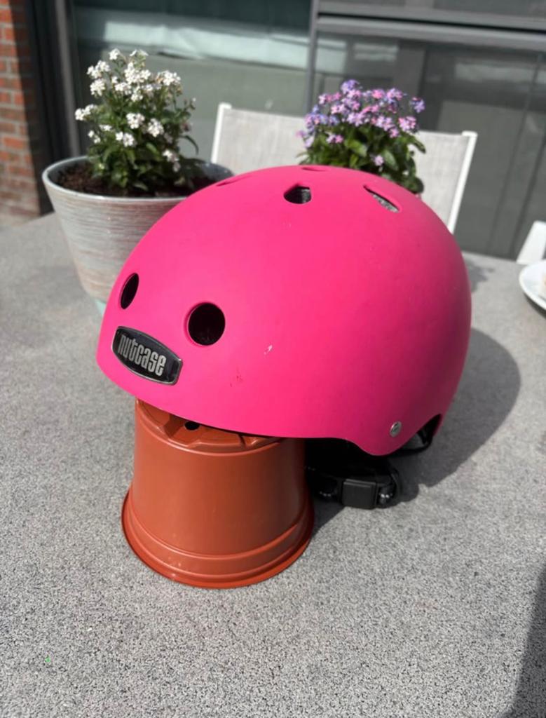 Helm, Fietsen en Brommers, Fietsaccessoires | Fietshelmen, Ophalen, Zo goed als nieuw