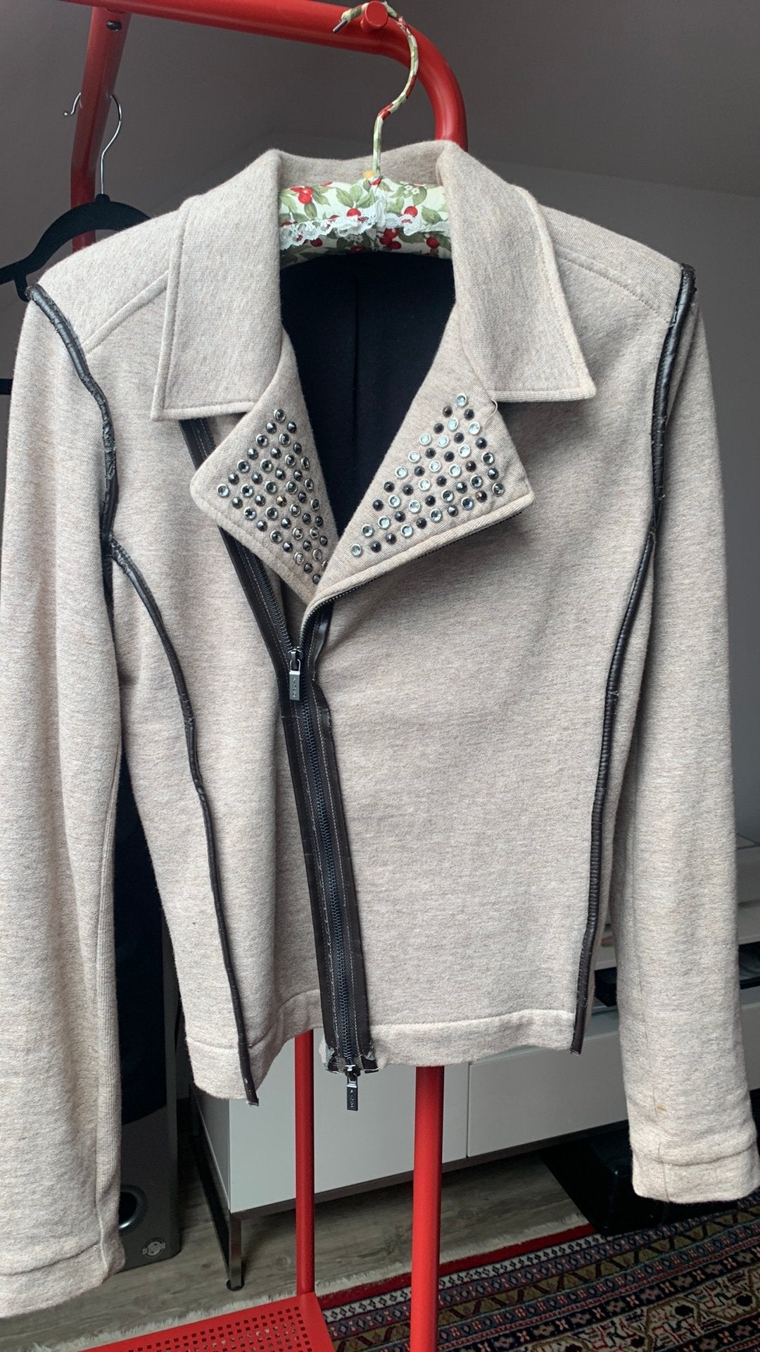 Vest merk Pinko- medium, Taille 38/40 (M), Beige, Enlèvement, Porté