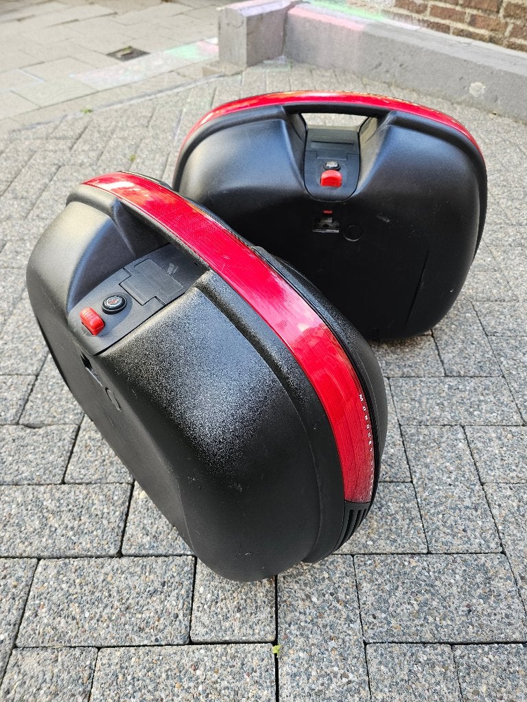 Paire de valise laterales moto GIVI MONOKEY noir avec clé, Motos, Enlèvement, Comme neuf