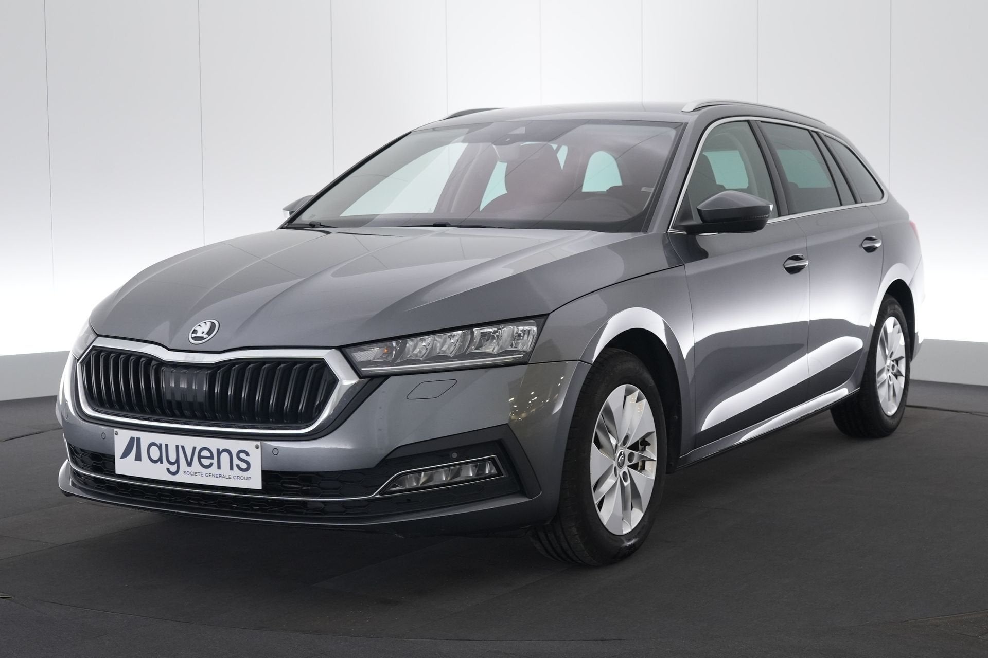 (2CMM840) SKODA OCTAVIA COMBI, Achat, Entreprise, 5 portes, Automatique