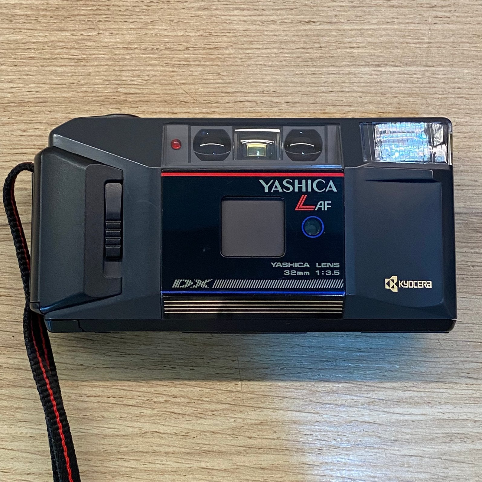 Yashica L AF, point&shoot, Yashica 32mm f3.5 *comme neuf, Enlèvement ou Envoi, Comme neuf, Compact, Autres Marques