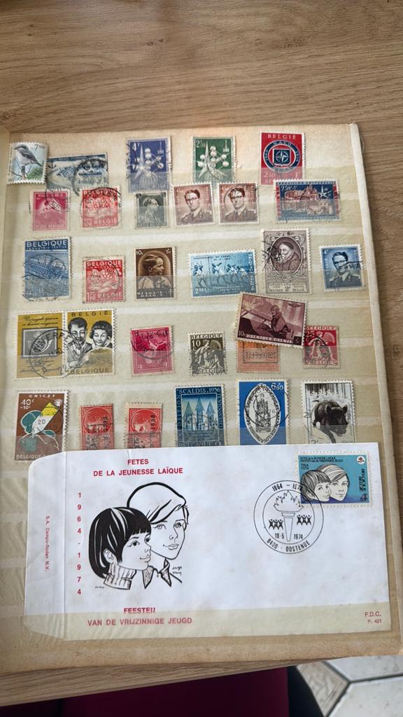 Postzegelset uit de jaren 50-70, Enlèvement