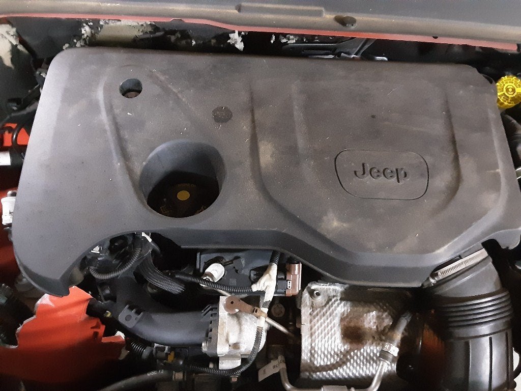 AFDEKPLAAT MOTOR Jeep Renegade (BU) (01-2014/12-2018), Auto-onderdelen, Webaccessibility@stellantis.com, Gebruikt, Stellantis N.V.