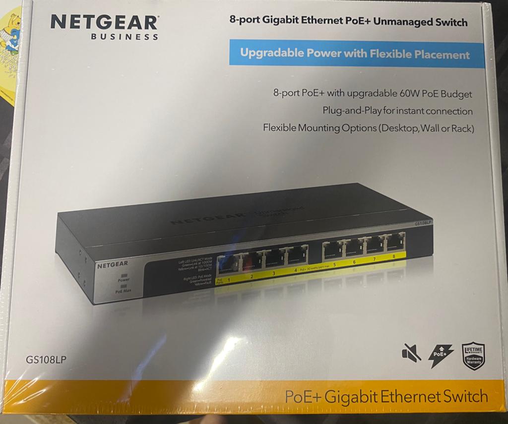 Netgear Poe switch, Ophalen, Zo goed als nieuw