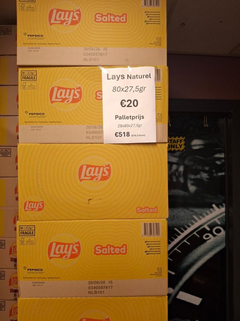 80 kleine zakjes zoute chips slechts 20 euro, Ophalen of Verzenden