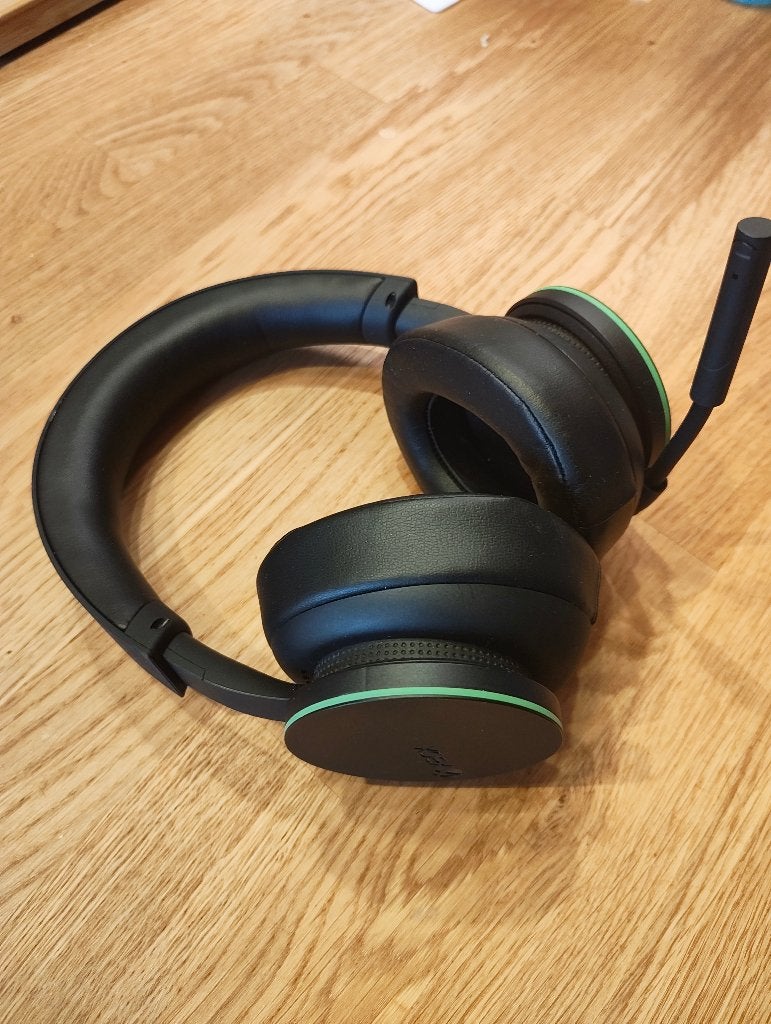 Xbox Wireless Headset te koop - 50 euro, Computers en Software, Zo goed als nieuw, Draadloos, Over-ear, X box