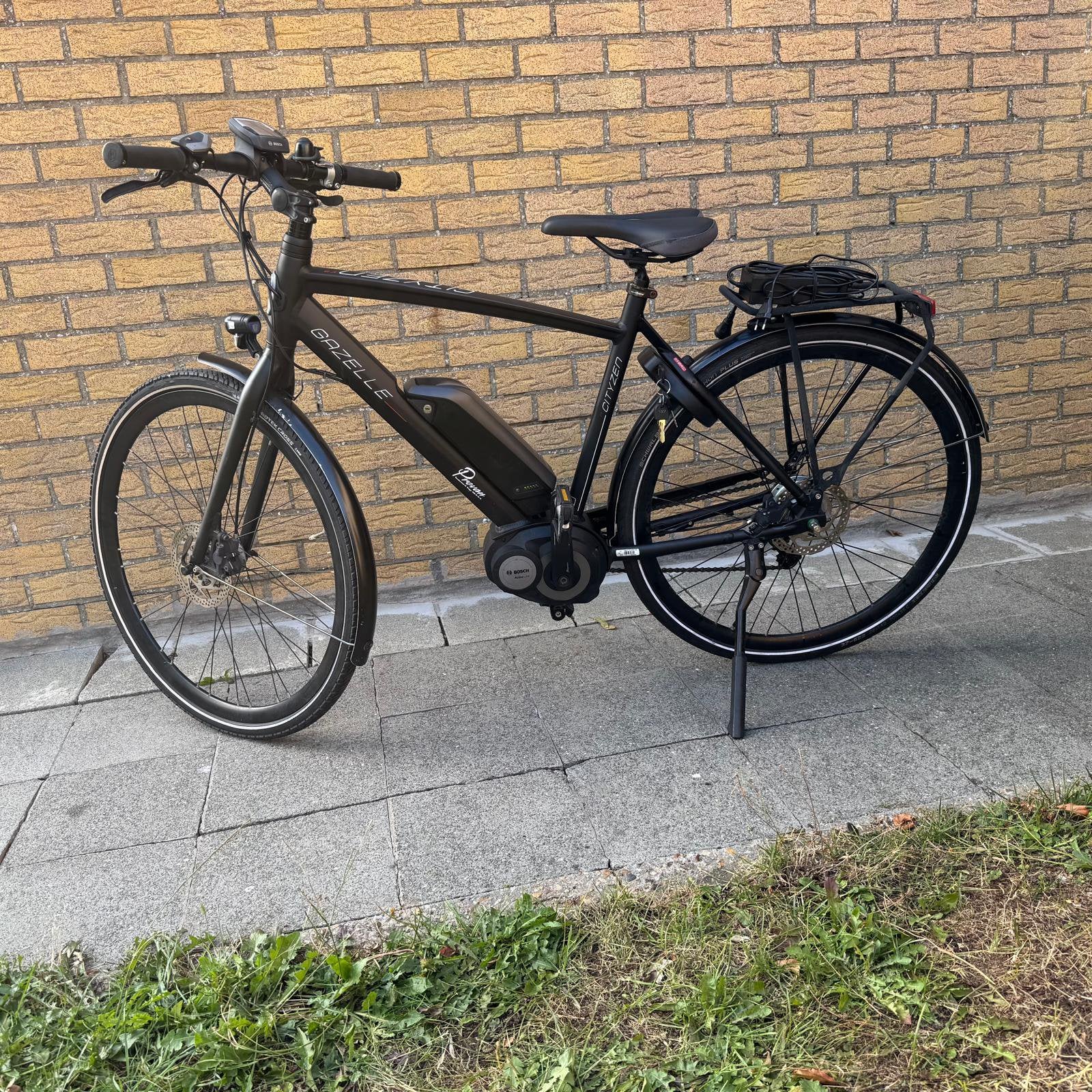 elektrische fiets met middenmotor Bosch, Fietsen en Brommers, Elektrische fietsen, Ophalen, Zo goed als nieuw