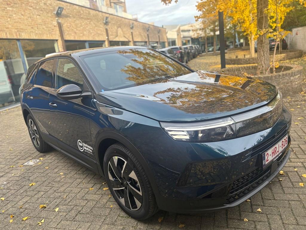 Opel Grandland GS 1.2 TURBO HYBRID 145PK AUTOMAAT * NAVI *, Auto's, Automaat, USB, Blauw, Bedrijf