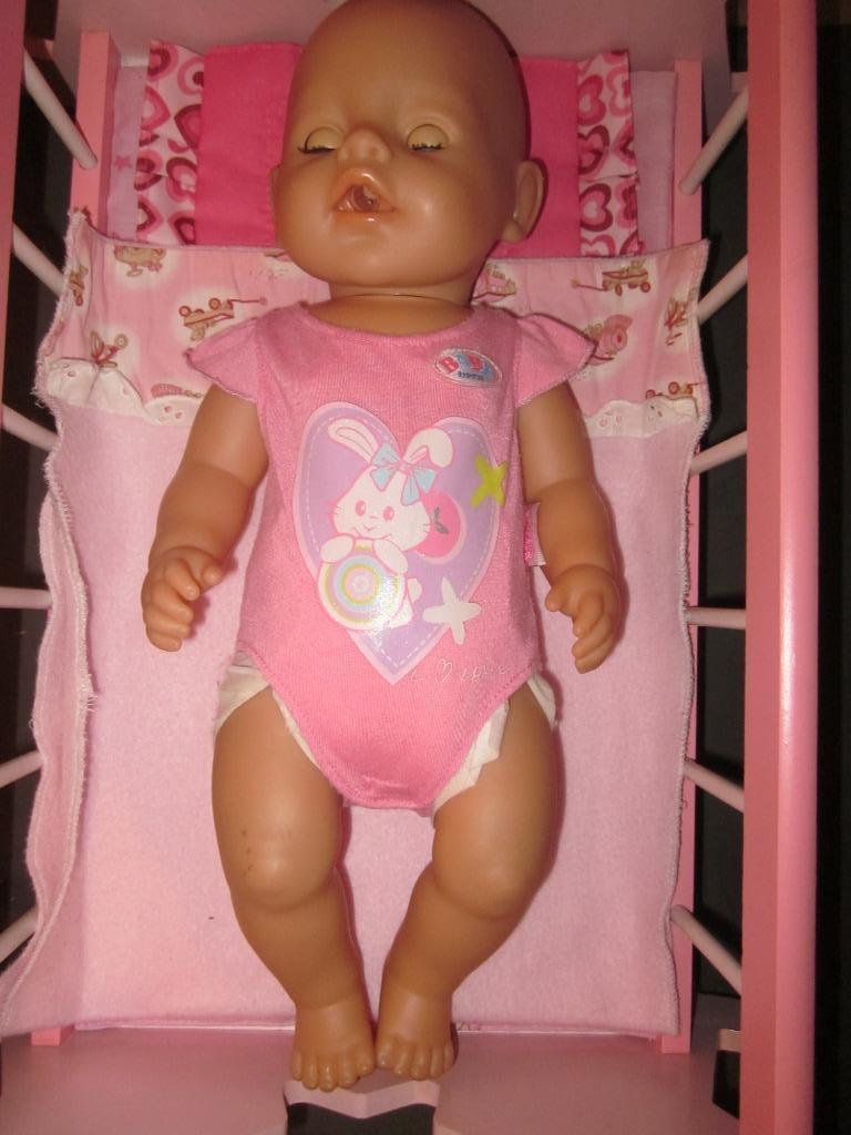 BABY BORN - Fille magique - 43 cm, Enfants & Bébés, Enlèvement ou Envoi, Comme neuf, Baby Pop