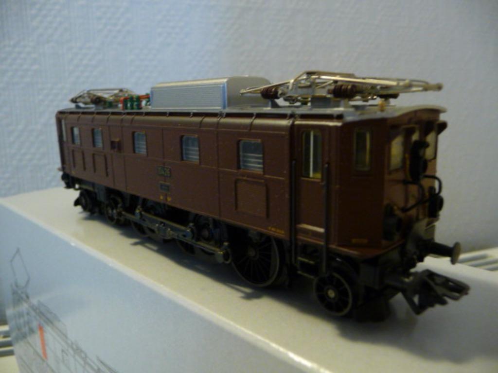 37510 MÄRKLIN HO - Swiss E-Lok /Suisse E-Loc SBB/CFF Emballa, Hobby & Loisirs créatifs, Trains miniatures | HO, Neuf, Enlèvement ou Envoi