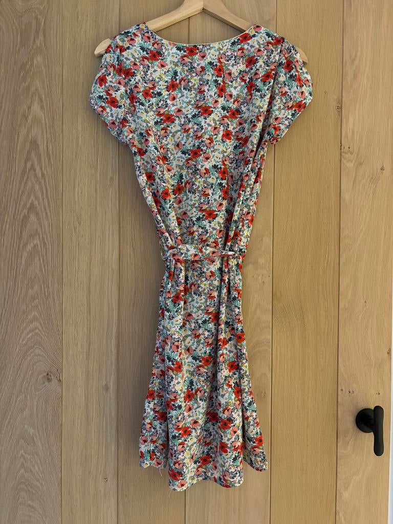 Plusieurs robes femme très bon état, Ophalen, Gedragen, Boven de knie