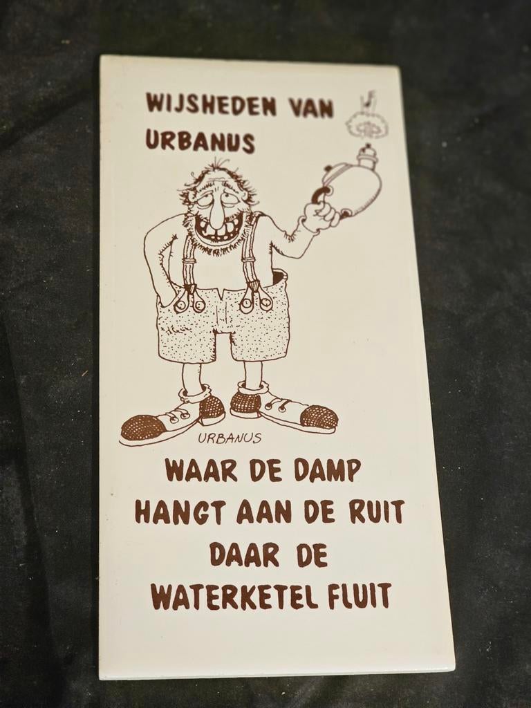 Urbanus Tegel Wijsheiden van Urbanus".
Afmeting 10 x 20 cm, Verzamelen, Ophalen of Verzenden, Zo goed als nieuw