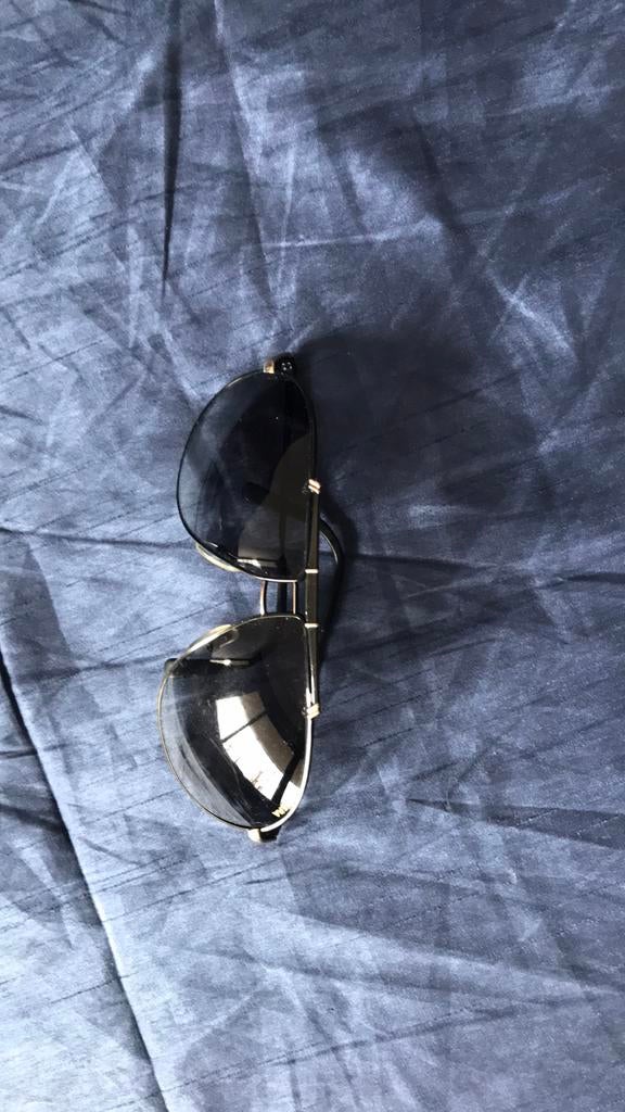 Lunettes solaires Carrera, Comme neuf