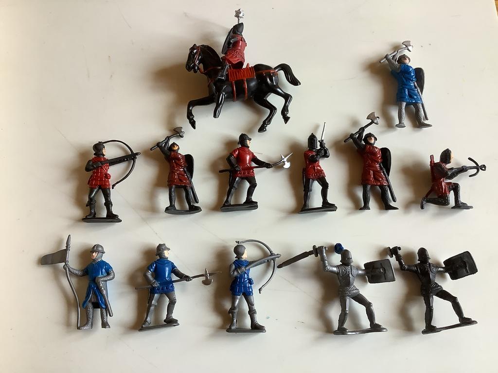 Chevaliers vintage, Enlèvement ou Envoi, Utilisé, Plus grand que 1:35, Personnage ou Figurines