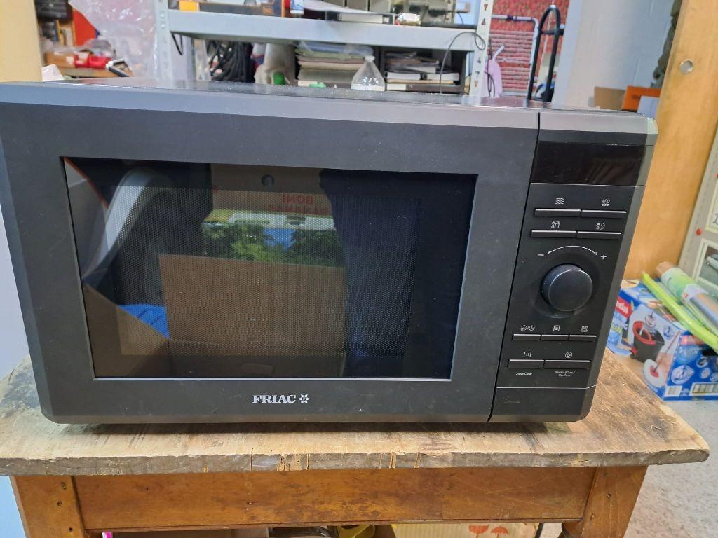 Micro onde garantie, Electroménager, Enlèvement, Comme neuf, Micro-ondes