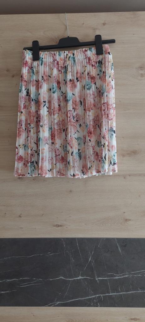 Wit rokje met bloemen TU, Terra di Siena, Wit, Ophalen of Verzenden, Zo goed als nieuw