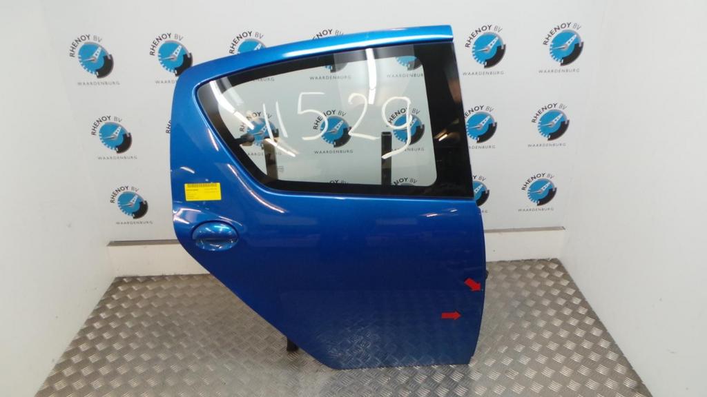 TOYOTA AYGO COMFORT NAVIGATOR PORTIER RA  2011, Auto-onderdelen, Carrosserie, Deur, Achter, Rechts, Gebruikt, ARN erkend, Stiba lid