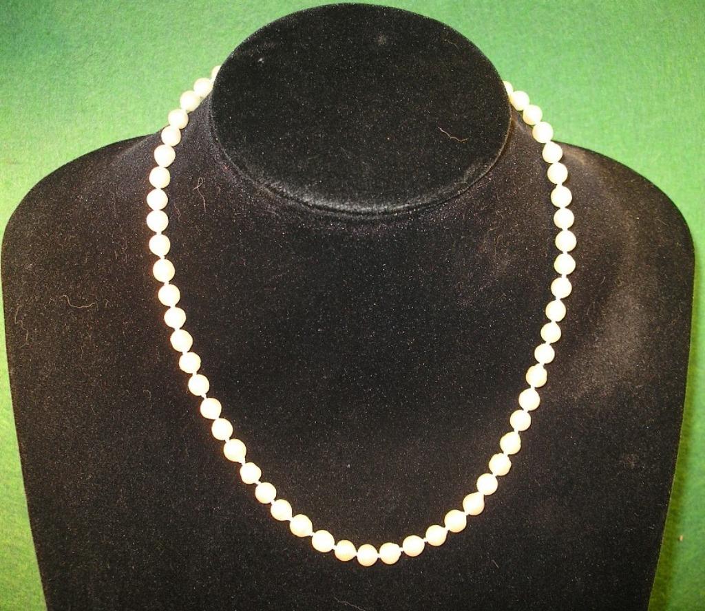 COLLIER DE PERLES DE CULTURE/FERMOIR ARGENT, Enlèvement ou Envoi, Comme neuf, Blanc, Argent