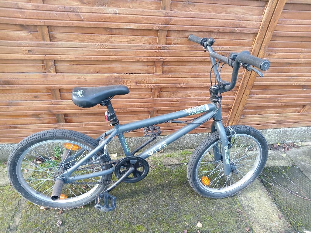 velo wipe 300, Vélos & Vélomoteurs, B’twin, Enlèvement, Utilisé, 14 pouces ou moins