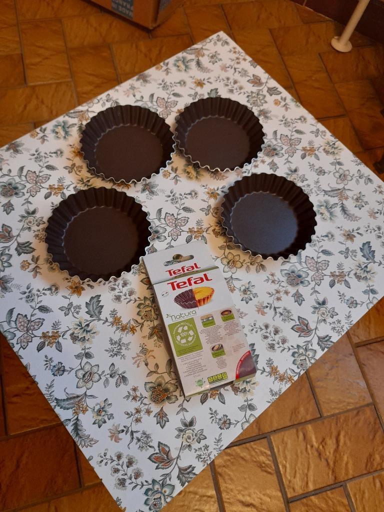 Tefal Natura Set de 4 moules à tartelettes - 11 cm, bon état, Enlèvement, Comme neuf, Gâteaux et Tartes, Moule