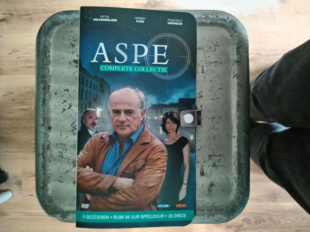 Aspe box (seizoen 1-9) + Springen + soundtrack, CD & DVD, DVD | TV & Séries télévisées, Drame, Coffret, Tous les âges, Envoi
