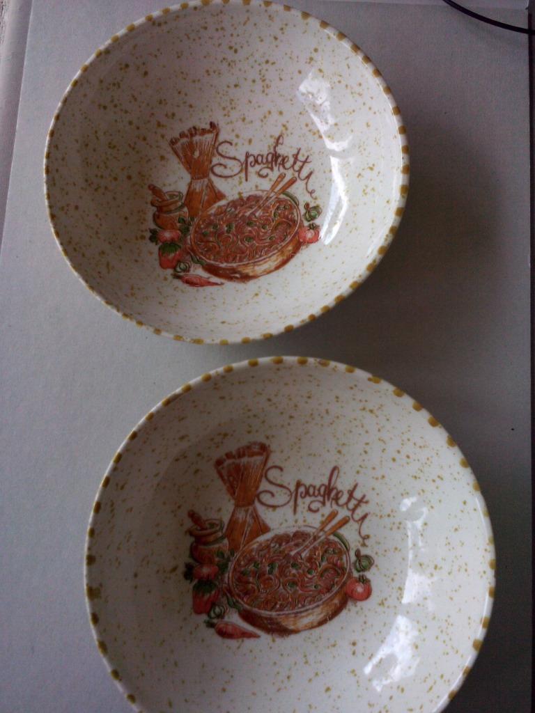 KOMMEN VOOR SPAGHETTI., Huis en Inrichting, Ophalen, Overige materialen, Gebruikt, Kom(men)