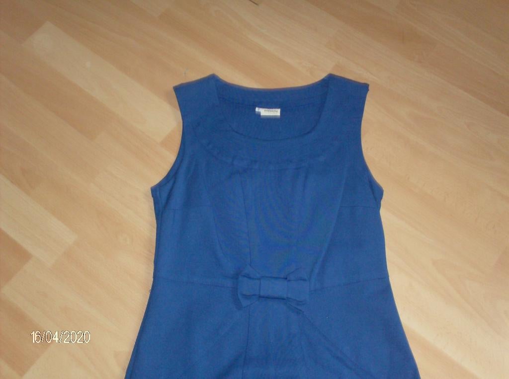 Jurk blauw merk avalanche – maat 2 – als nieuw, Ophalen of Verzenden, Zo goed als nieuw, Maat 36 (S), Blauw