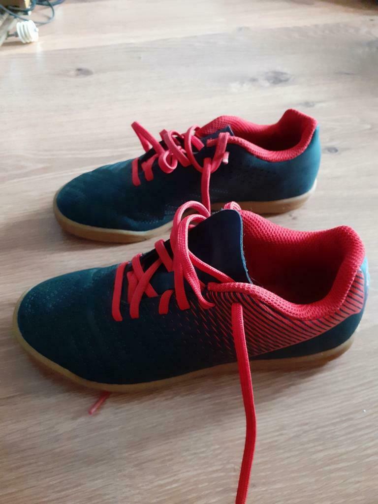 Voetbalschoenen Kipṣta (indoor), Sport en Fitness, Voetbal, Ophalen of Verzenden, Nieuw