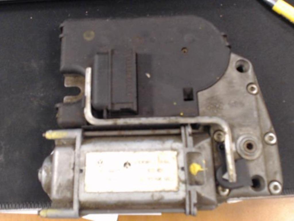 Moteur toit ouvrant VW Golf 3 1H0959731, Enlèvement ou Envoi, Utilisé