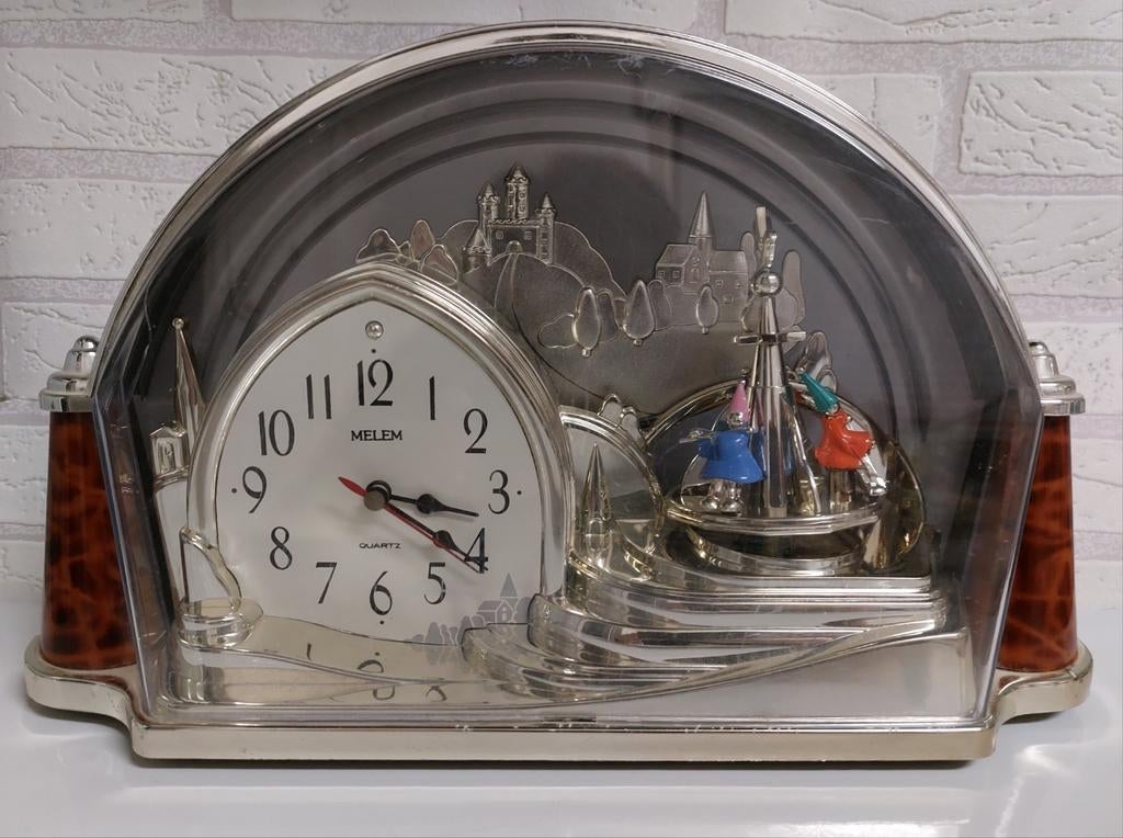 Grande horloge dorée avec décor, Enlèvement ou Envoi, Utilisé