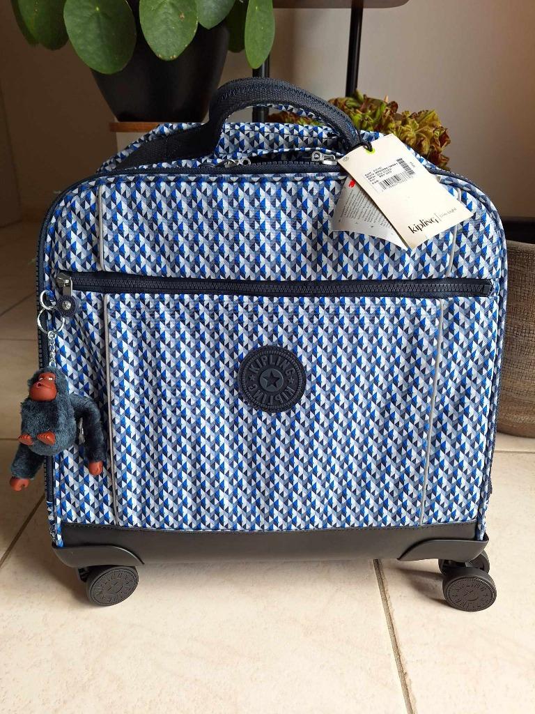 Cartable à roulettes Kipling (Boy Geo) neuf, Bijoux, Sacs & Beauté, Sacs | Cartables, Enlèvement ou Envoi, Neuf, Bleu, Porte-documents ou Cartable