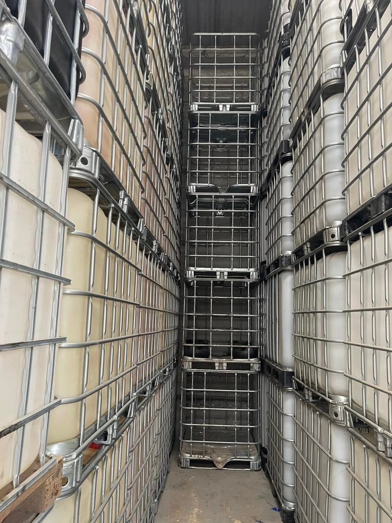 Cages ibc  palette plastique bois ou metal en tres bon etat, Enlèvement ou Envoi, Comme neuf