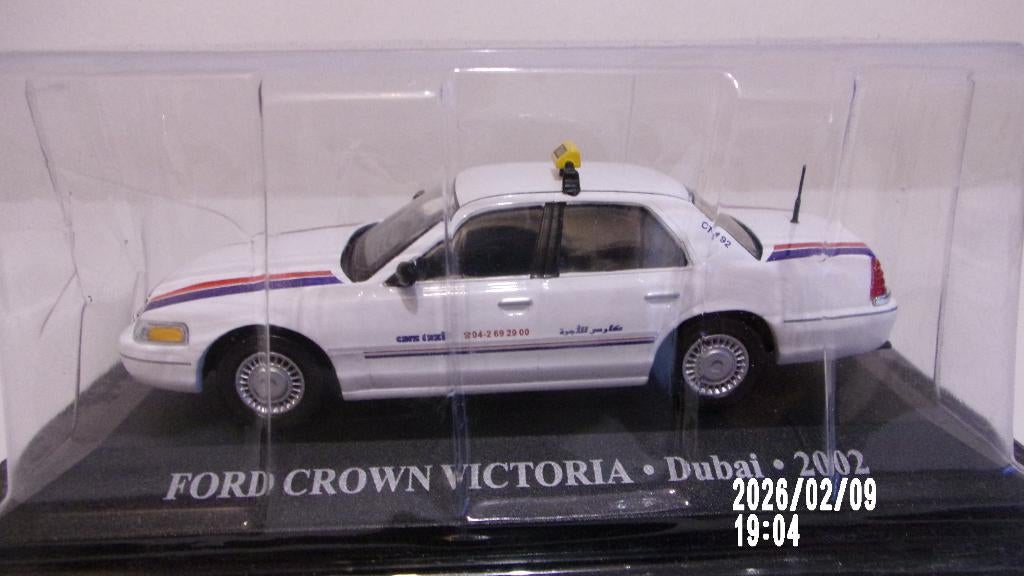 FORD CROWN VICTORIA 2002 DUBAI.1/43 NEUVE + VITRINE, Hobby en Vrije tijd, Ophalen of Verzenden, Nieuw, Auto, Overige merken