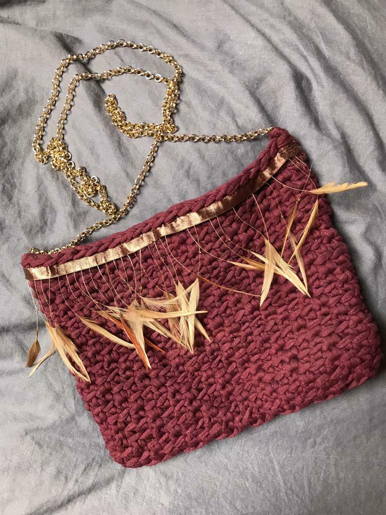 Bordeauxrode gehaakte en handgemaakte veer clutch/kleine tas, Nieuw, Overige kleuren, Overige merken