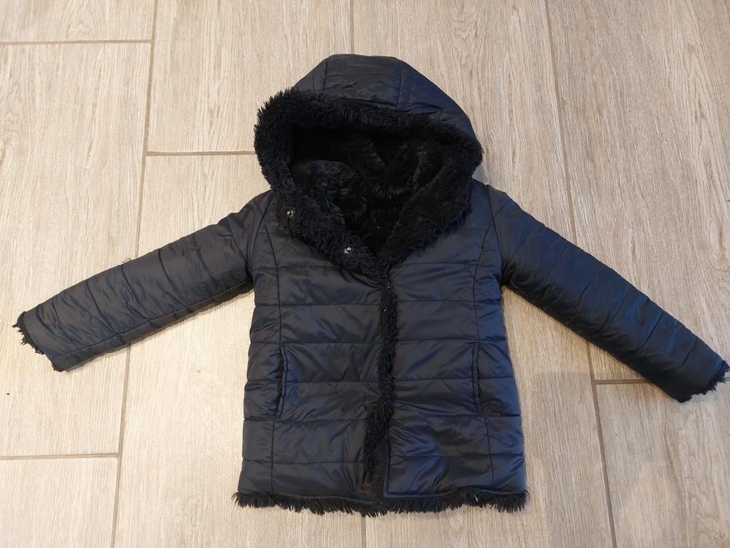 Winterjas maat 98- 104 Guess, Ophalen, Zo goed als nieuw, Jas