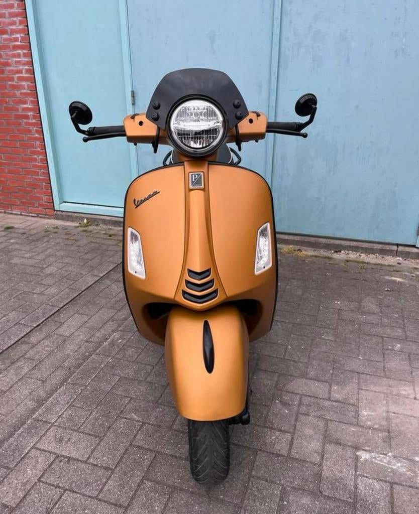 Vespa gts windscherm smoke, Ophalen, Zo goed als nieuw, Vespa