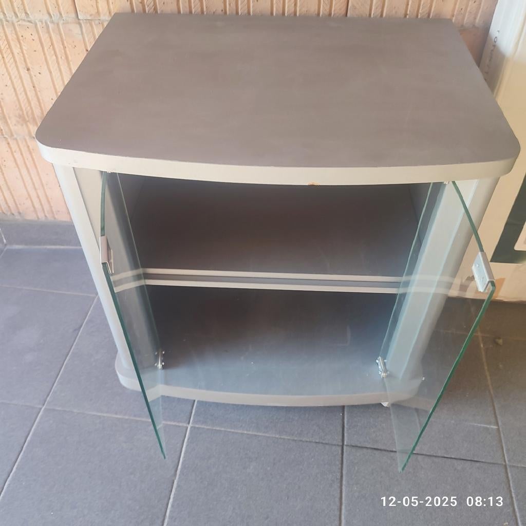 Tv kast, Ophalen, Zo goed als nieuw