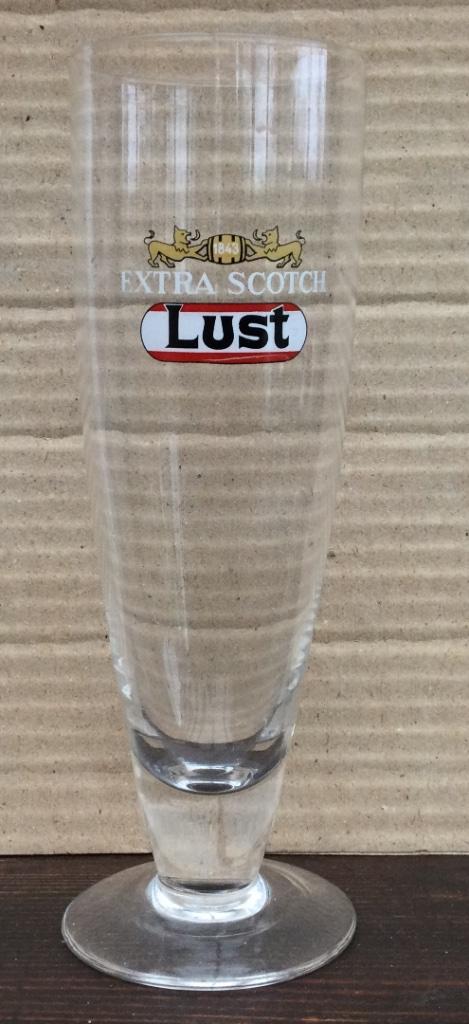 Bier brouwerij glas Lust extra scotch Kortrijk op voet, Verzamelen, Ophalen of Verzenden, Zo goed als nieuw