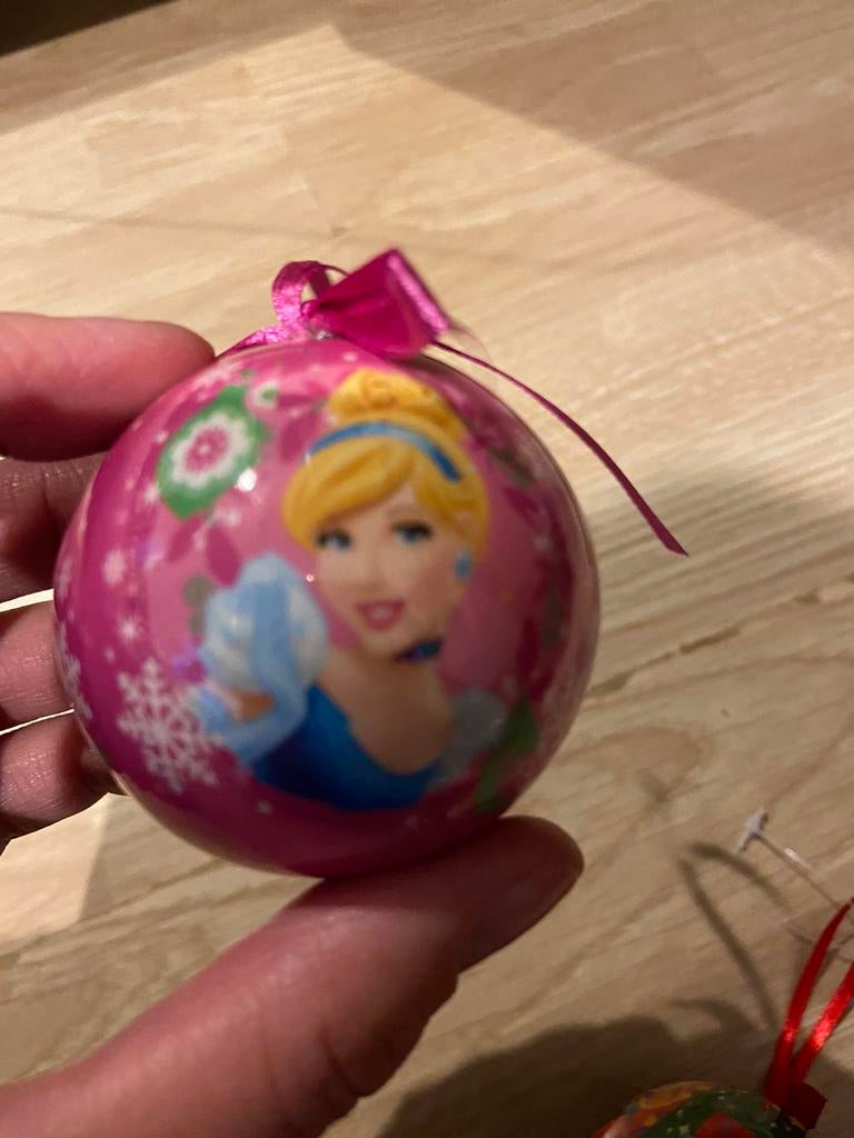 Boules Disney, Enlèvement ou Envoi, Comme neuf