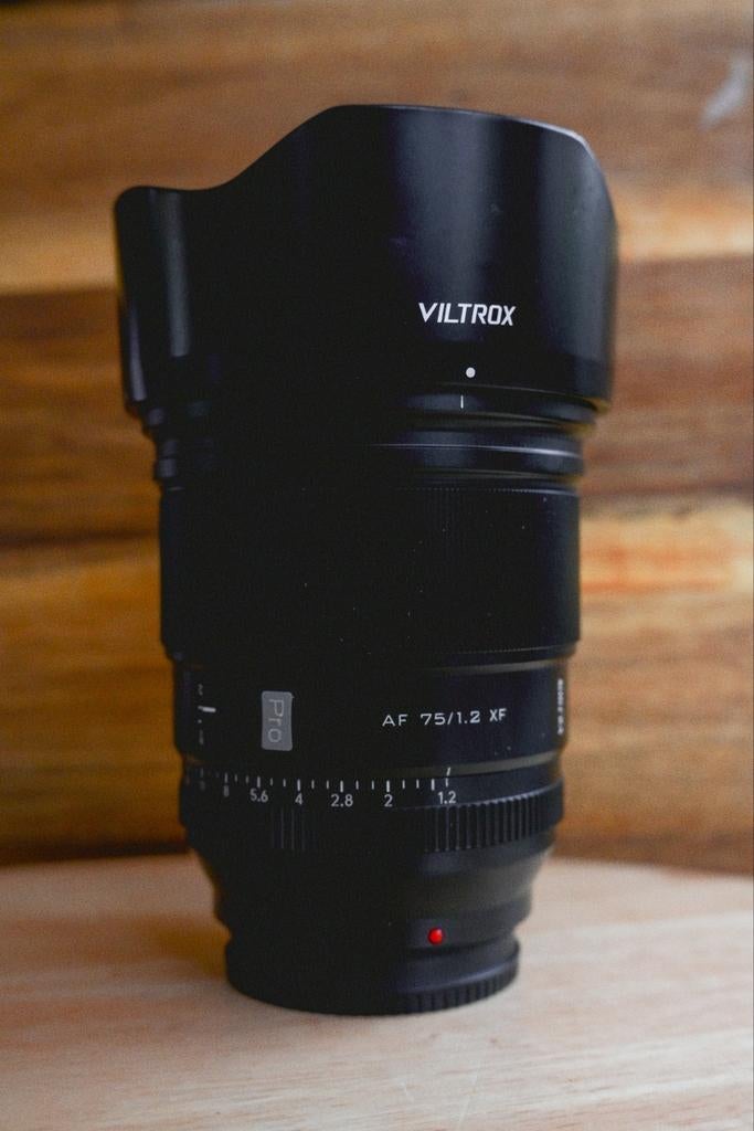 Viltrox 75mm f/1.2 Pro (Fujifilm monture X)., Enlèvement