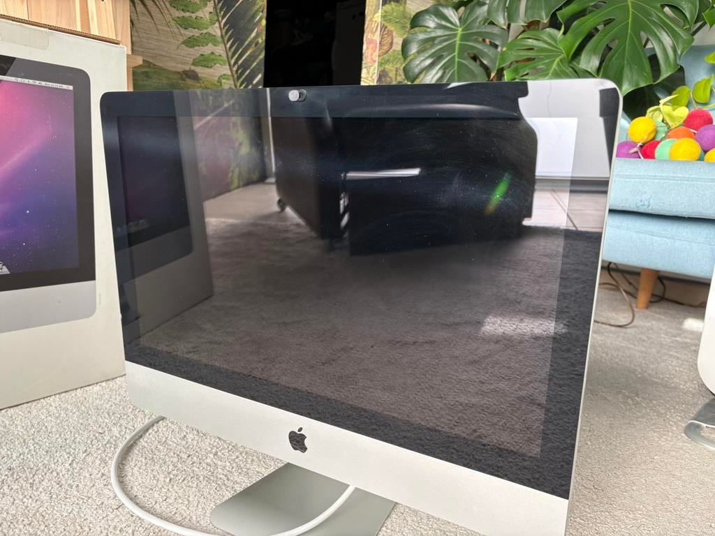 iMac 21.5 mid 2010 3,06 GHz dual intel core i3 16GB SSD, Computers en Software, 256 GB, SSD, IMac, Ophalen of Verzenden